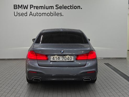 BMW 5-Series 530i xDrive M Sport Package Plus — пробег 78 612 км — фото 4 из 5