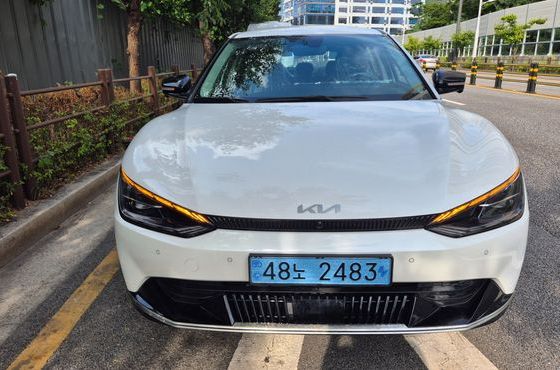 Kia EV6 Long Range Earth — пробег 90 км — фото 1 из 5
