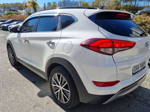 Hyundai Tucson Diesel 1.7 2WD Modern — пробег 128 000 км — фото 4 из 5