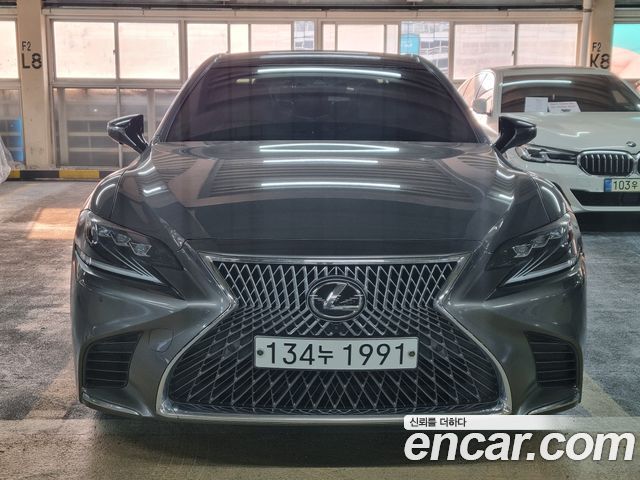 Lexus LS из Кореи Encar