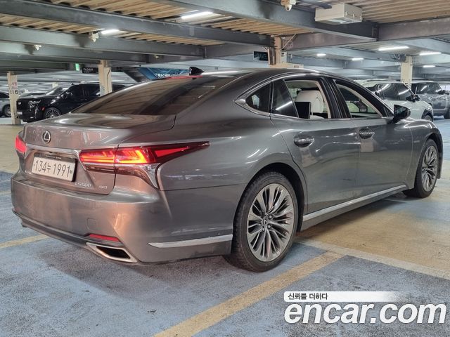 Lexus LS из Кореи Encar