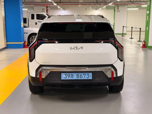 Kia EV3 Long Range 2WD Earth — пробег 29 130 км — фото 4 из 5