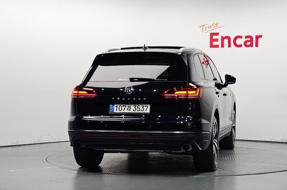 Volkswagen Touareg 3.0 TDI Premium — пробег 18 022 км — фото 4 из 5
