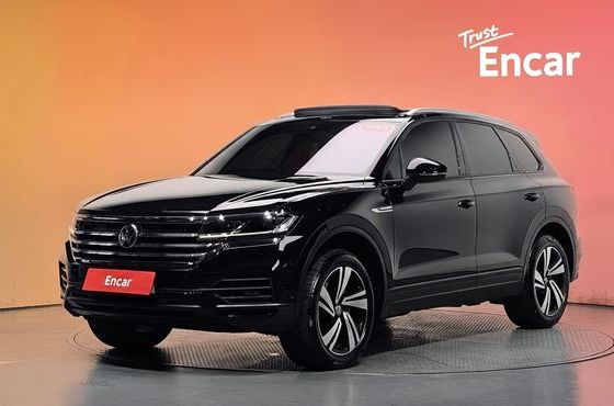 Volkswagen Touareg 3.0 TDI Premium — пробег 18 022 км — фото 1 из 5