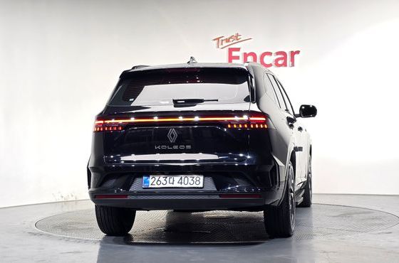 Renault (Samsung) Grand Koleos 1.5 E-TECH Esprit Alphine Noir 2WD — пробег 26 988 км — фото 4 из 5