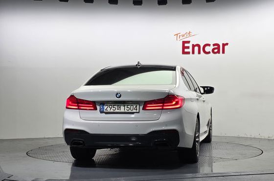 BMW 5-Series 530i xDrive M Sport Package Plus — пробег 144 972 км — фото 4 из 5