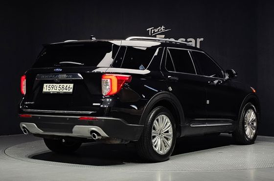 Ford Explorer 2.3 LimIted 4WD — пробег 128 904 км — фото 2 из 5