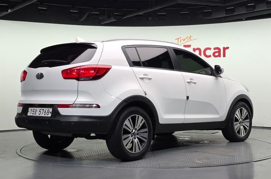 Kia Sportage Diesel 2WD Trendy — пробег 224 330 км — фото 2 из 5
