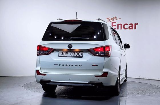 Ssangyong KORANDO 4WD TX 9-seater — пробег 90 340 км — фото 4 из 5