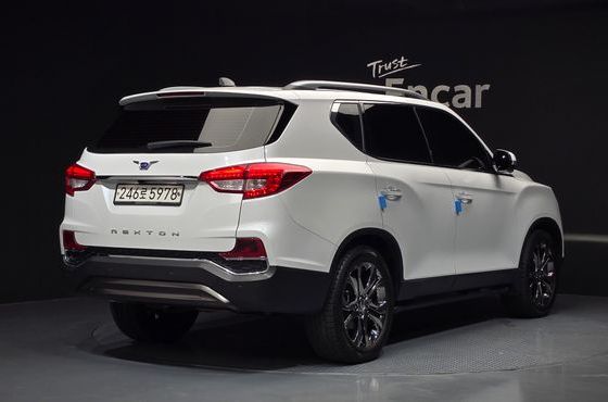 Ssangyong Rexton Diesel 2.2 4WD White Edition — пробег 42 129 км — фото 2 из 5