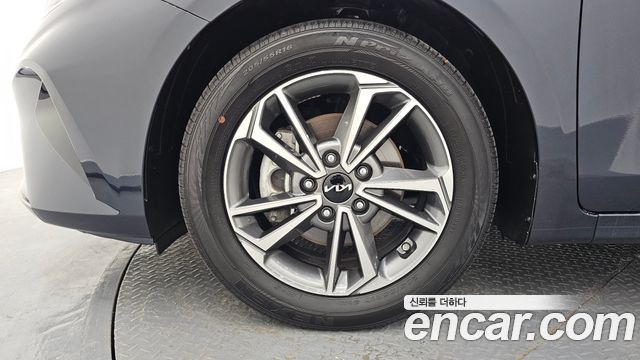 Kia K3 из Кореи Encar