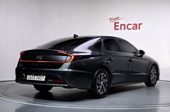 Hyundai Sonata Premium — пробег 81 018 км — фото 2 из 5