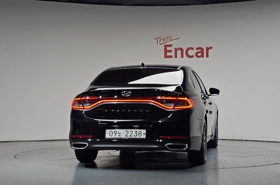 Hyundai Grandeur Exclusive Special — пробег 110 344 км — фото 4 из 5