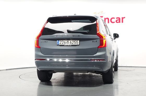 Volvo XC90 B6 Ultimate Bright — пробег 43 328 км — фото 4 из 5