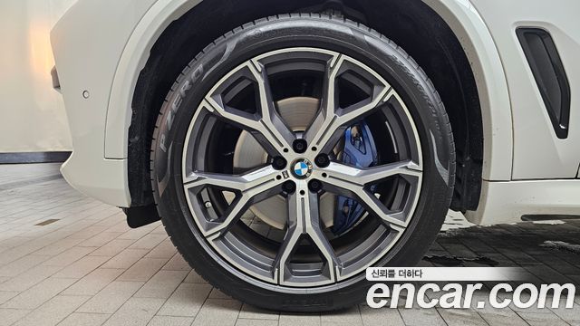BMW X5 xDrive 40i M Sport — пробег 30 284 км — фото 5 из 5