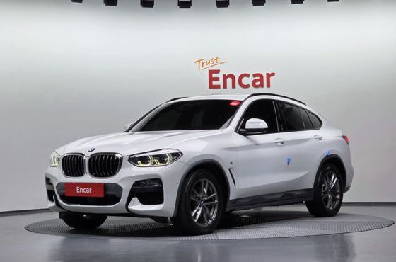 BMW X4 xDrive20i M Sports X Onlile Exclusive Edition — пробег 220 320 км — фото 1 из 5