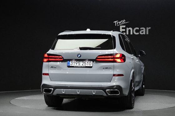 BMW X5 xDrive 40i M Sport — пробег 4 095 км — фото 4 из 5