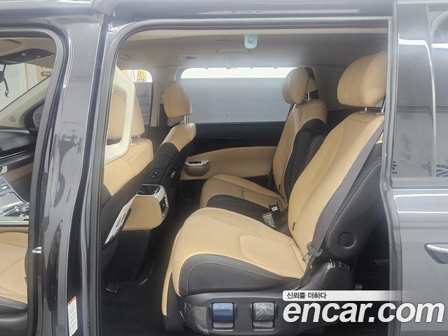 Kia Carnival Gasoline 7-Seater Noblesse — пробег 33 182 км — фото 5 из 5