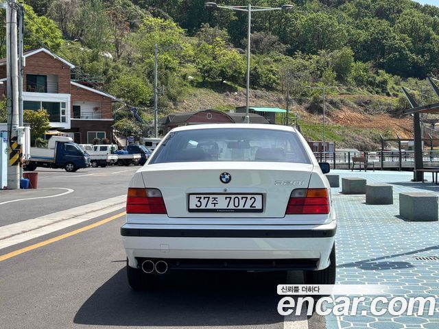 BMW 3-Series 320i Sedan E36 — пробег 273 000 км — фото 4 из 5