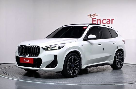BMW X1 xDrive 20i M Sport — пробег 16 264 км — фото 1 из 5