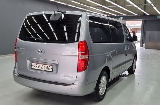 Hyundai Starex Van 5-Seater Smart — пробег 117 409 км — фото 4 из 5
