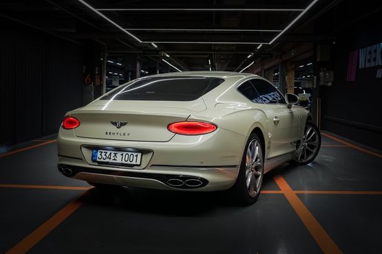 Bentley Continental 4.0 GT — пробег 40 690 км — фото 4 из 5