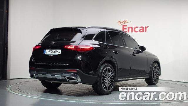 Mercedes-Benz GLC-Class GLC300 4MATIC AMG Line — пробег 38 099 км — фото 2 из 5