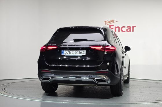 Mercedes-Benz GLC-Class GLC300 4MATIC AMG Line — пробег 38 099 км — фото 4 из 5