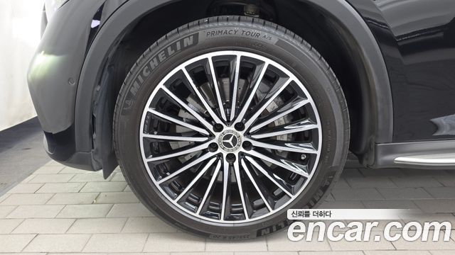 Mercedes-Benz GLC-Class GLC300 4MATIC AMG Line — пробег 38 099 км — фото 5 из 5