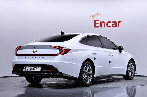 Hyundai Sonata 2.0 Premium Plus — пробег 37 465 км — фото 2 из 5