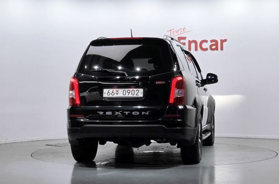 Ssangyong Rexton 2.2 4WD RX7 Luxury — пробег 127 917 км — фото 4 из 5