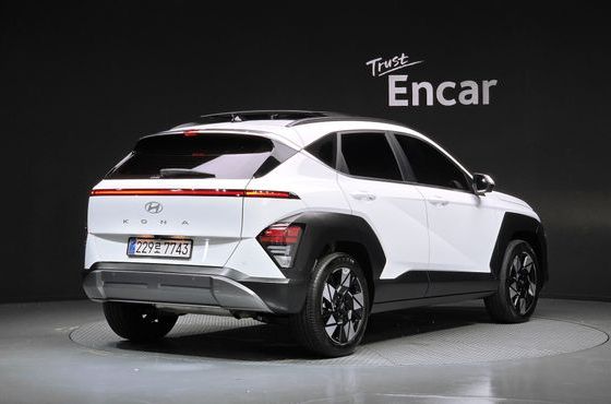 Hyundai Kona Inspiration — пробег 23 805 км — фото 2 из 5