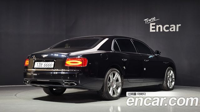 Bentley Flying Spur из Кореи Encar