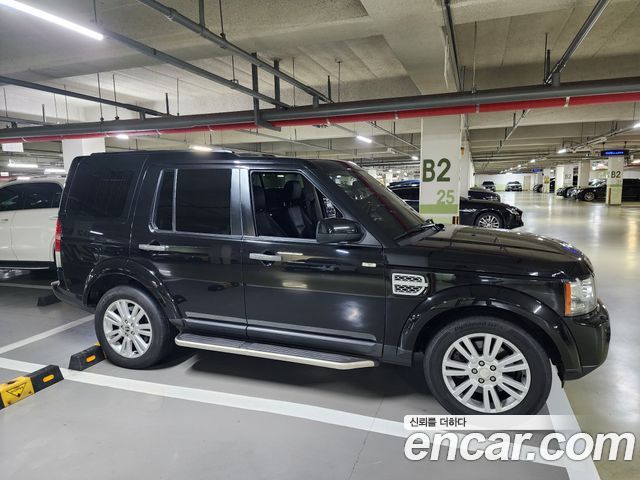 Land Rover Discovery 3.0 SDV6 SE — пробег 100 385 км — фото 4 из 5