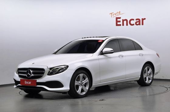 Mercedes-Benz E-Class E220d 4MATIC Avantgarde — пробег 258 854 км — фото 1 из 5