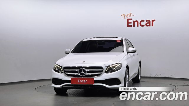 Mercedes-Benz E-Class из Кореи Encar