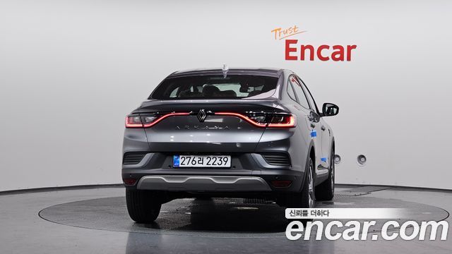 Renault (Samsung) Arkana 1.6 GTe Iconic — пробег 8 км — фото 4 из 5