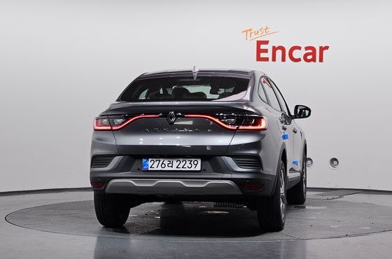 Renault (Samsung) Arkana 1.6 GTe Iconic — пробег 8 км — фото 4 из 5