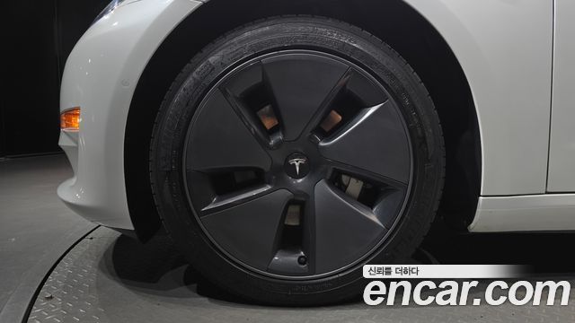 Tesla Model 3 Long Range AWD — пробег 62 549 км — фото 5 из 5