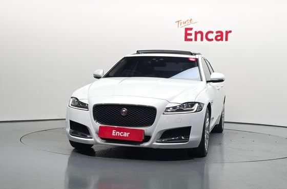 Jaguar XF 25t Portfolio — пробег 80 190 км — фото 3 из 5