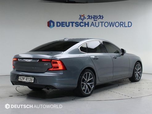 Volvo S90 D5 AWD Momentum — пробег 136 390 км — фото 2 из 5