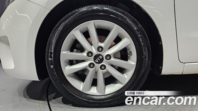 Kia K3 из Кореи Encar