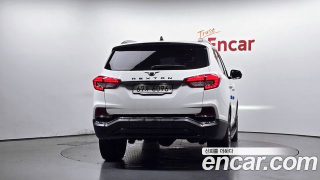 Ssangyong Rexton из Кореи Encar
