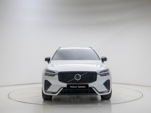 Volvo XC60 B5 Ultra Bright Air Sus — пробег 8 493 км — фото 3 из 5