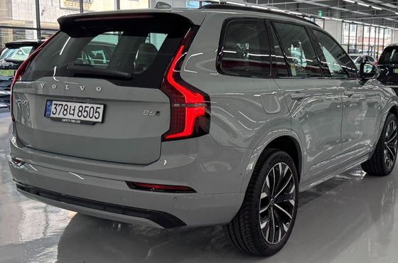 Volvo XC90 B6 Ultra Dark — пробег 1 064 км — фото 2 из 5