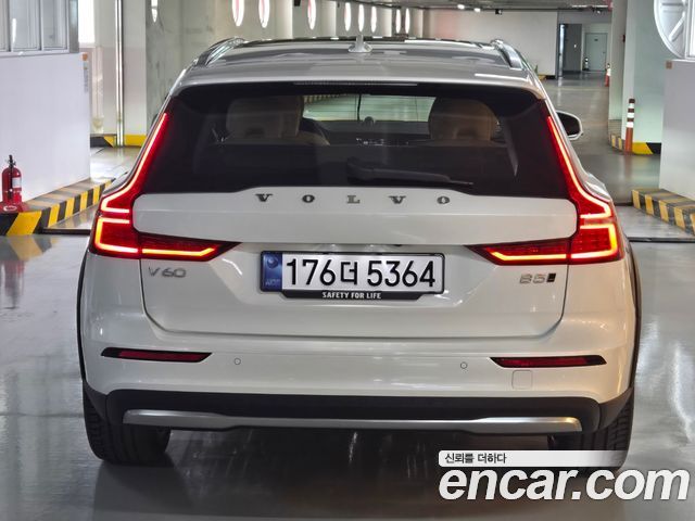 Volvo V60 из Кореи Encar