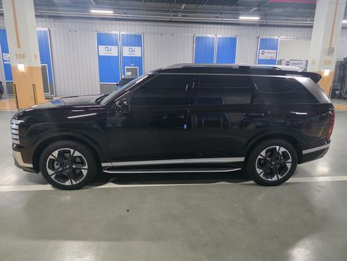 Hyundai Palisade HEV 2.5T 4WD 9-Seater Prestige — пробег 5 600 км — фото 3 из 5