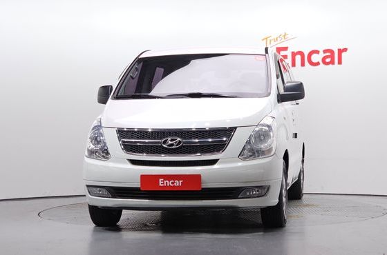 Hyundai Starex 11-Seater Wagon CVX Premium — пробег 95 650 км — фото 3 из 5