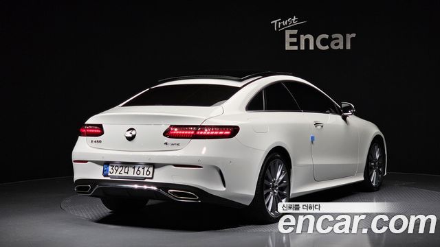 Mercedes-Benz E-Class из Кореи Encar