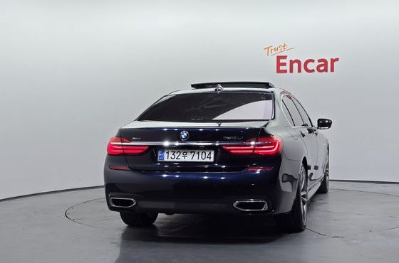 BMW 7-Series 740Li xDrive M Sport Package — пробег 119 370 км — фото 4 из 5